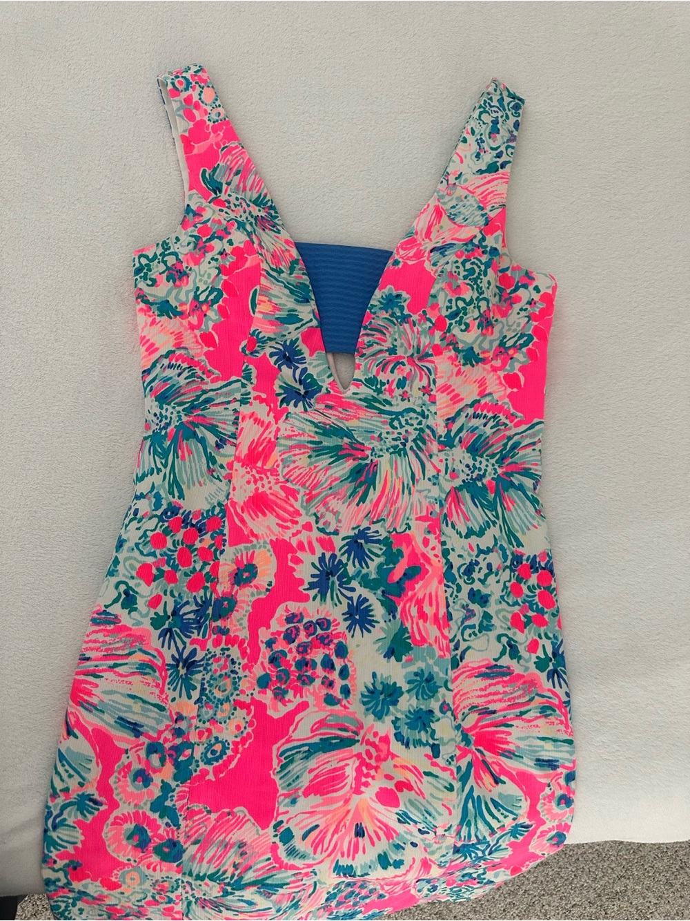 Lilly Pulitzer V-Neck Mini Dress in Neon Pink & Blue - Picture 4 of 4